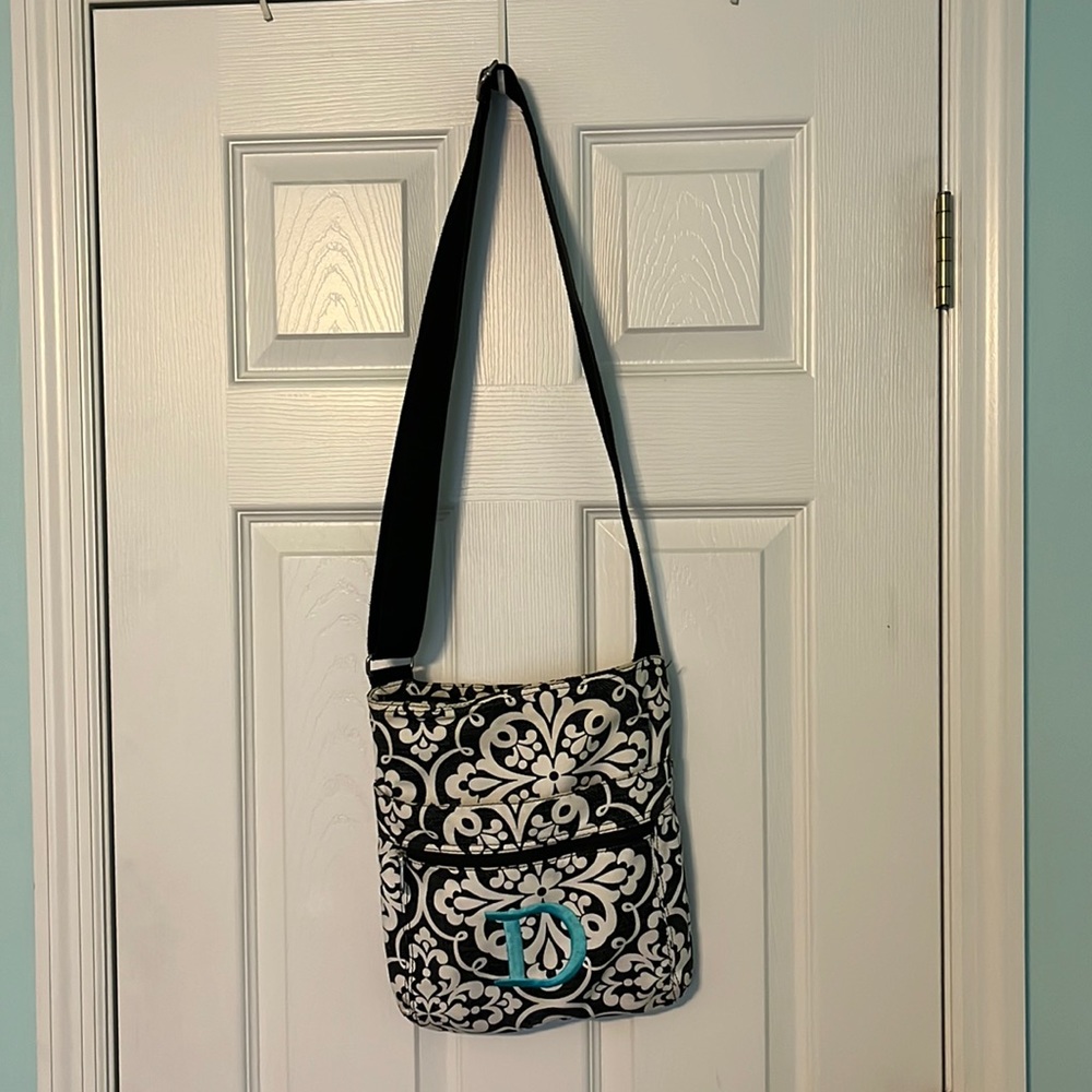Crossbody thirty-one bag